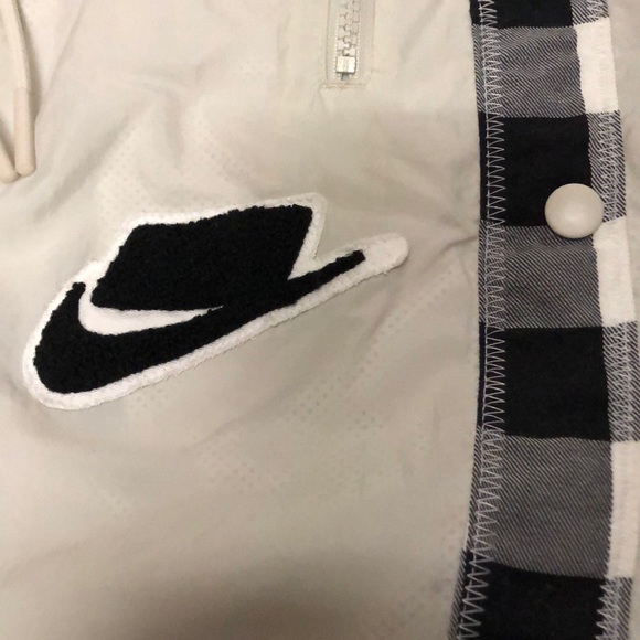 Nike Sportswear Woven Sweats - Picture 3 of 4